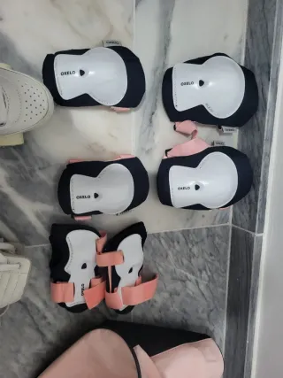 Patines Oxelo Blancos Talla 32 + Protecciones