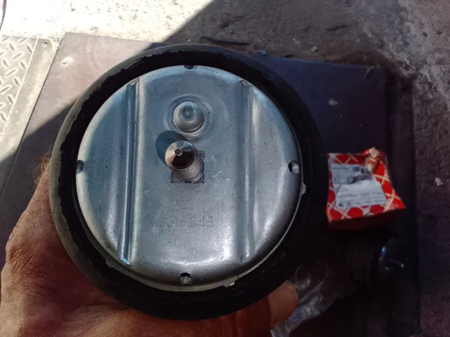 2 Tacos de motor BMW E34