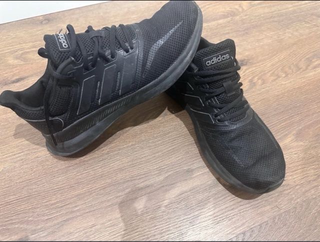 Deportivas Adidas Negras