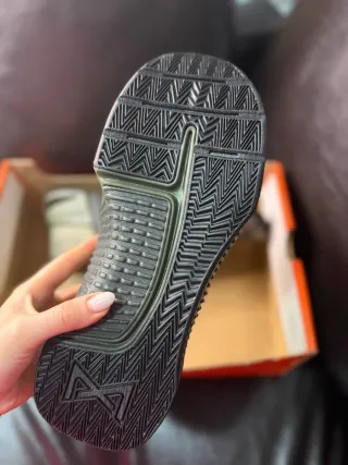 Nike Metcon 9 per CrossFit - Verde Oliva