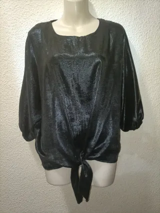 Camisa negra mujer con nudo
