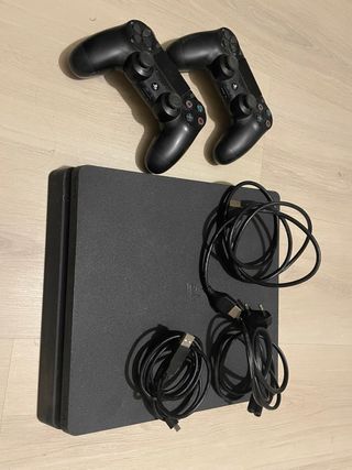 Consola PS4 slim + 2 Mandos