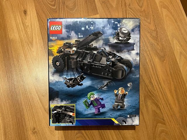 LEGO Batman 76303 Tumbler vs Two-Face Joker