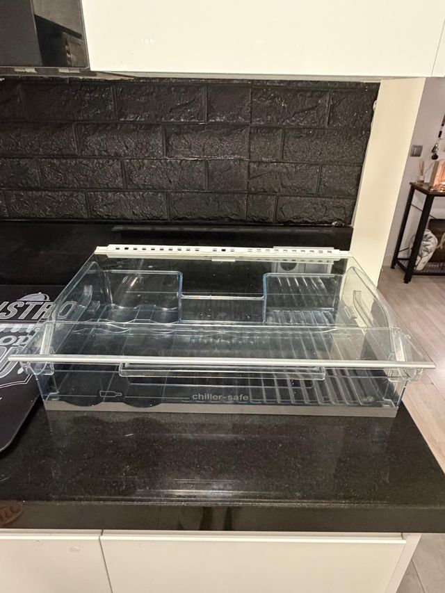 Estantes y cajones nevera Bosch