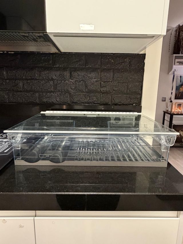 Estantes y cajones nevera Bosch