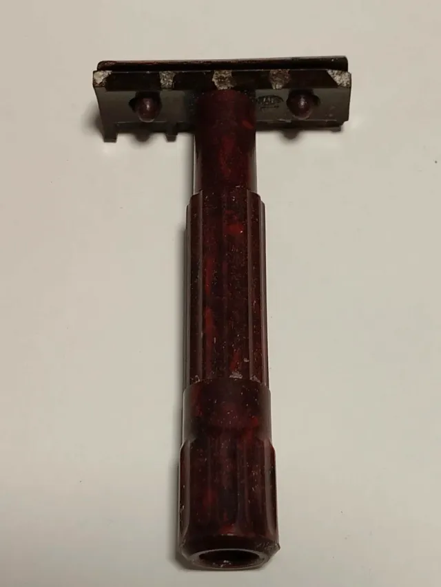 Rasoio in bachelite anni '30 Italia