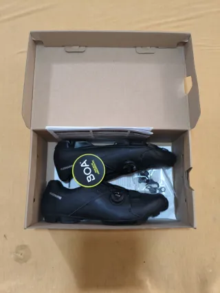 Zapatillas Ciclismo Shimano SH-XC 300 NUEVAS. N°43