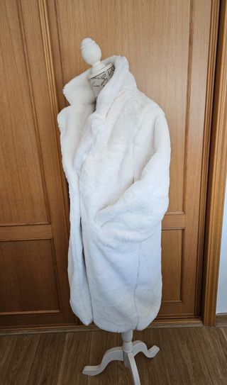 Precioso abrigo blanco pelo sintético Tamaño L