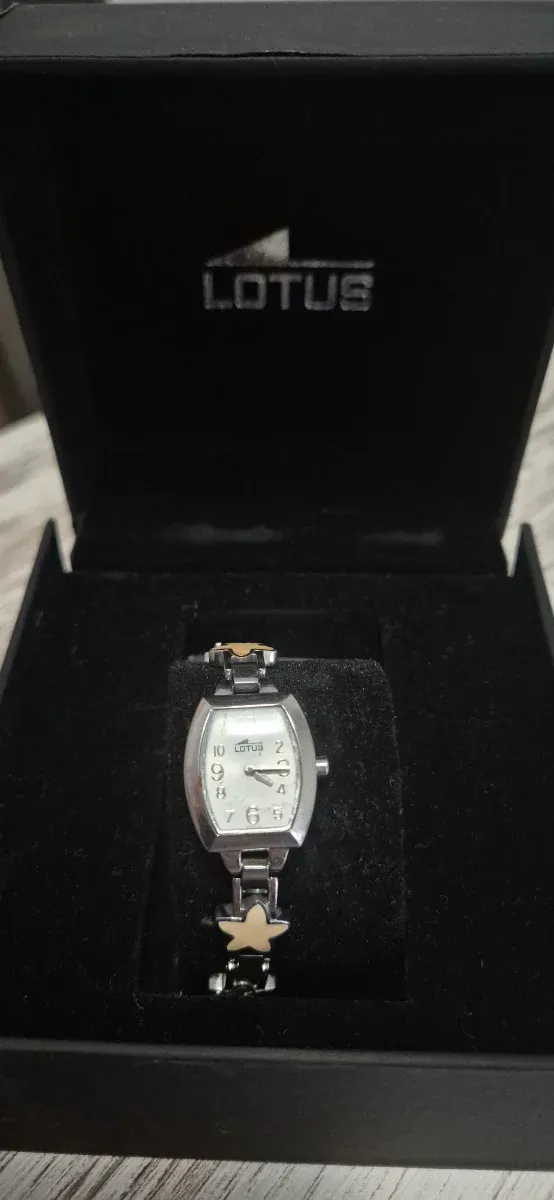 Reloj Viceroy Mujer Estrellas. Acero inoxidable