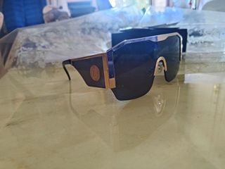 Occhiali da sole Layoners Runway oro nero