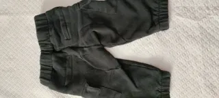 Pantaloni neonato neri con tasche