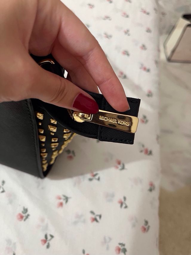 Bolso Michael Kors Negro y Dorado