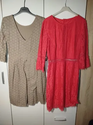 2 vestiti taglia M - rosso in regalo, motivi