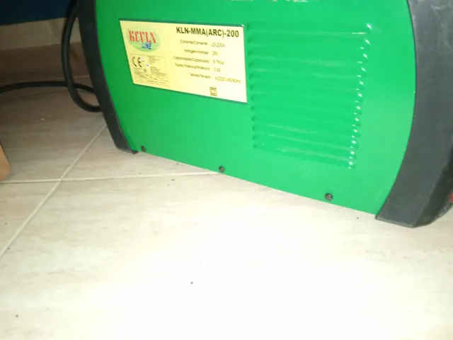 Soldador Inverter ARC-200 200A