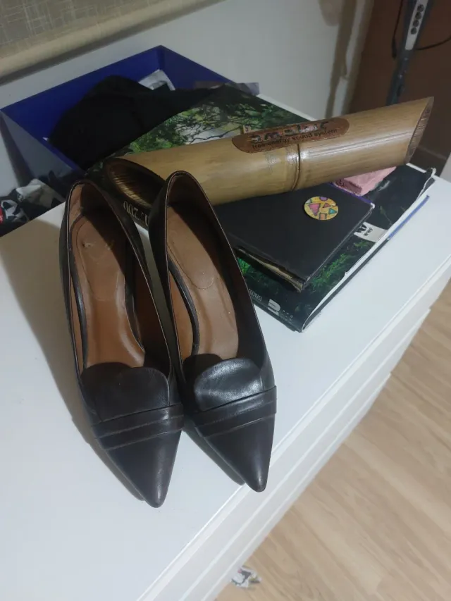 Zapatos de tacón marrones