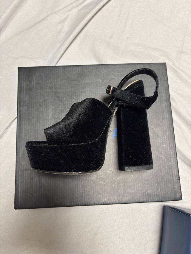 Zapatos de tacón MARYPAZ negros