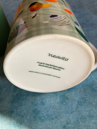 Tazza Neavita in porcellana decorata