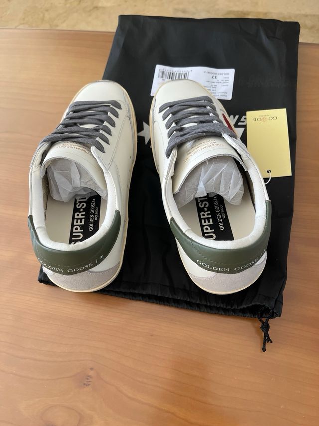 Zapatillas Golden Goose Superstar Estrella roja