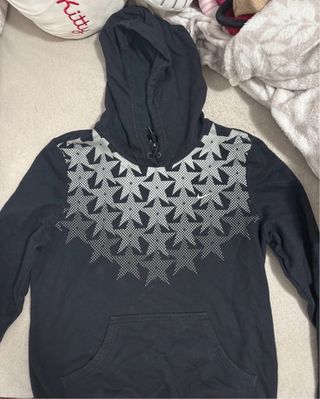 Sudadera Nike Negra con Estrellas Plateadas