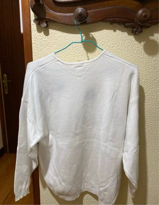 Jersey blanco con lunares negros