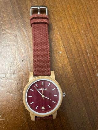 Reloj One Oak Madera y Correa Roja