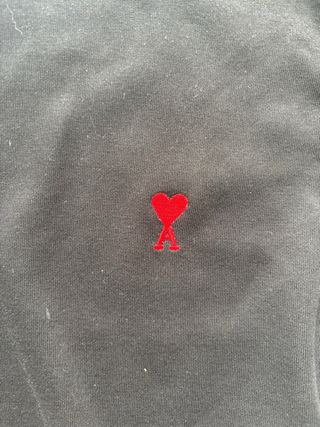 Felpa Ami Paris con cuore rosso