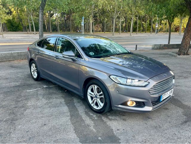 Ford Mondeo 2.0CDTI 150CV MOD TITANUIN ETIQUETA C