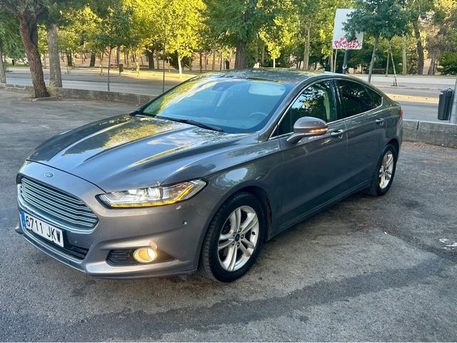Ford Mondeo 2.0CDTI 150CV MOD TITANUIN ETIQUETA C