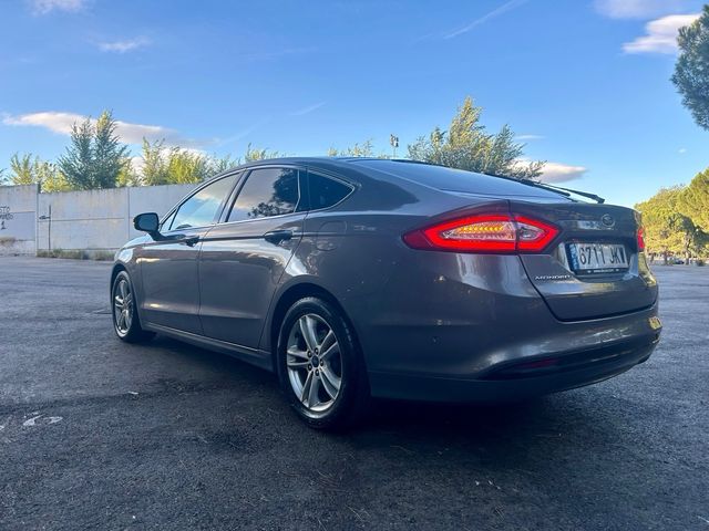 Ford Mondeo 2.0CDTI 150CV MOD TITANUIN ETIQUETA C