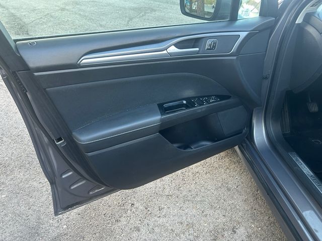 Ford Mondeo 2.0CDTI 150CV MOD TITANUIN ETIQUETA C