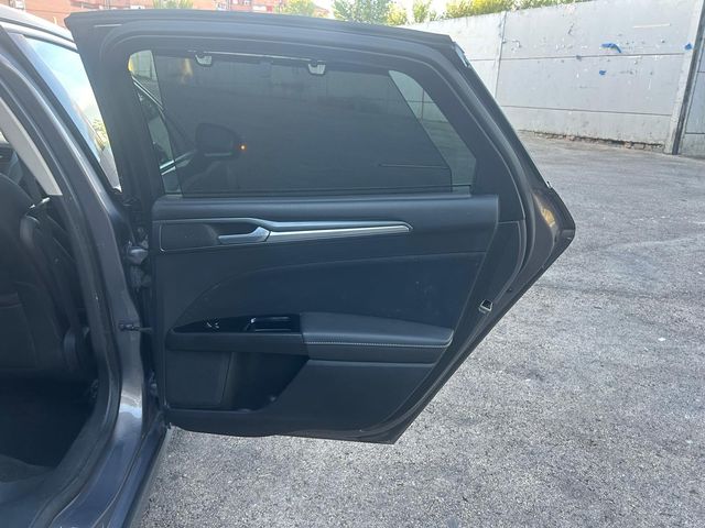 Ford Mondeo 2.0CDTI 150CV MOD TITANUIN ETIQUETA C