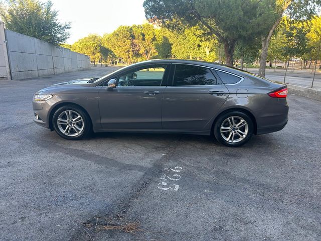 Ford Mondeo 2.0CDTI 150CV MOD TITANUIN ETIQUETA C