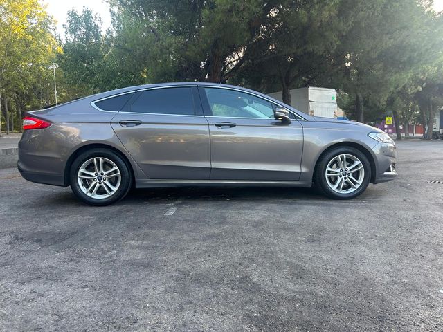 Ford Mondeo 2.0CDTI 150CV MOD TITANUIN ETIQUETA C