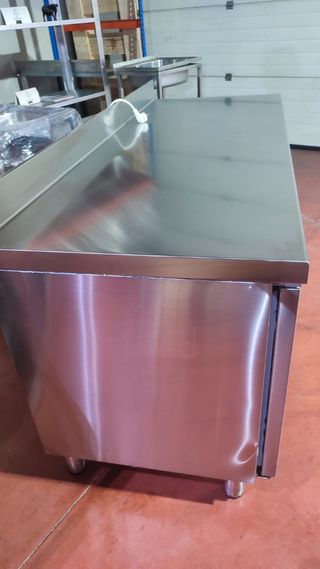 Mesa refrigerada o bajomostrador FAGOR 3 PUERTAS