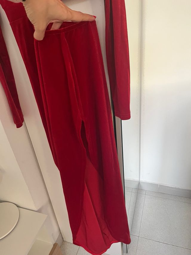 Vestido rojo terciopelo cut out manga larga Shein