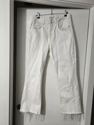 Zara Vaqueros Blancos Talla M