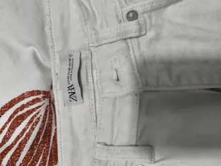 Zara Vaqueros Blancos Talla M