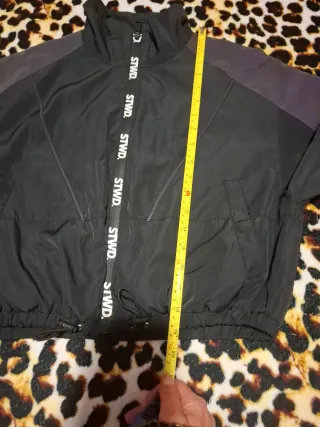 Chubasquero ,corta vientos