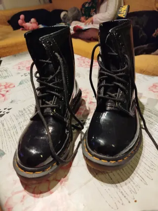 Botas Dr. Martens Charol 1460