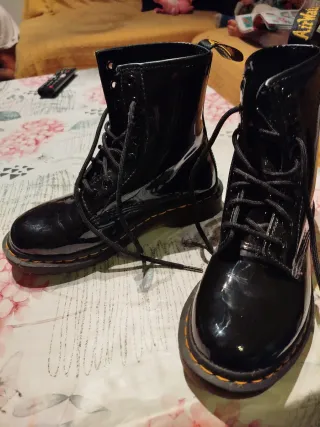 Botas Dr. Martens Charol 1460