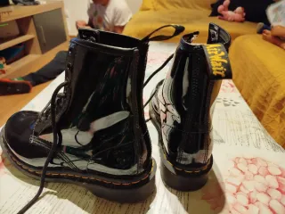 Botas Dr. Martens Charol 1460