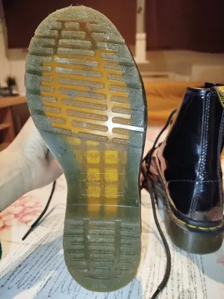 Botas Dr. Martens Charol 1460