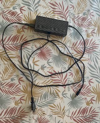 Cargador Patinete Eléctrico