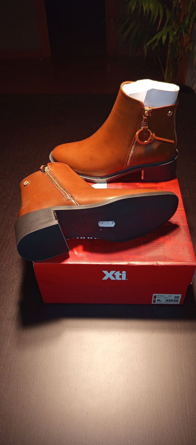 Botines mujer piel color Camel