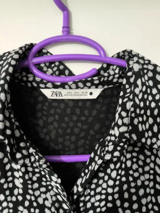 Vestido Zara lunares con vuelo