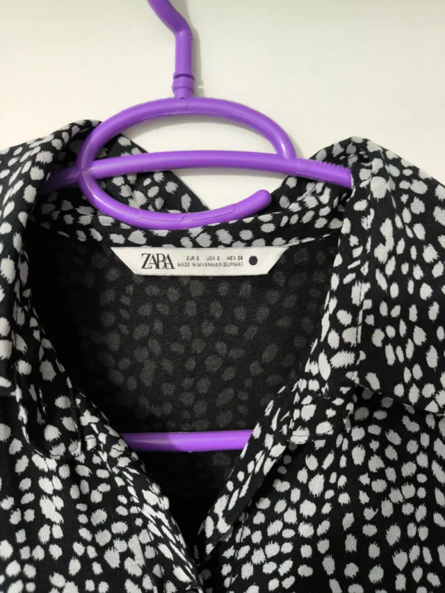 Vestido Zara lunares con vuelo