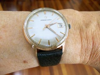 Reloj Eterna-Matic de oro de ley