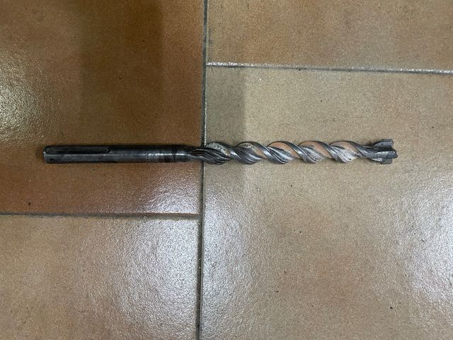 Broca Hilti 32mm x 32cm