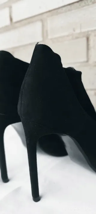 Botines Zara Tacón Aguja Negro 38