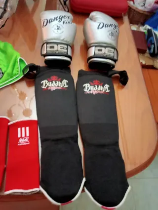 Equipo Muay Thai / Kick Boxing niño